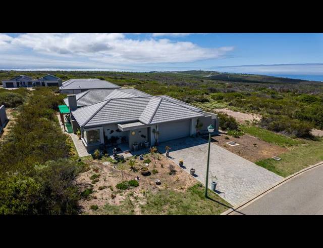 3 BEDROOM HOUSE FOR SALE IN PARADISE COAST